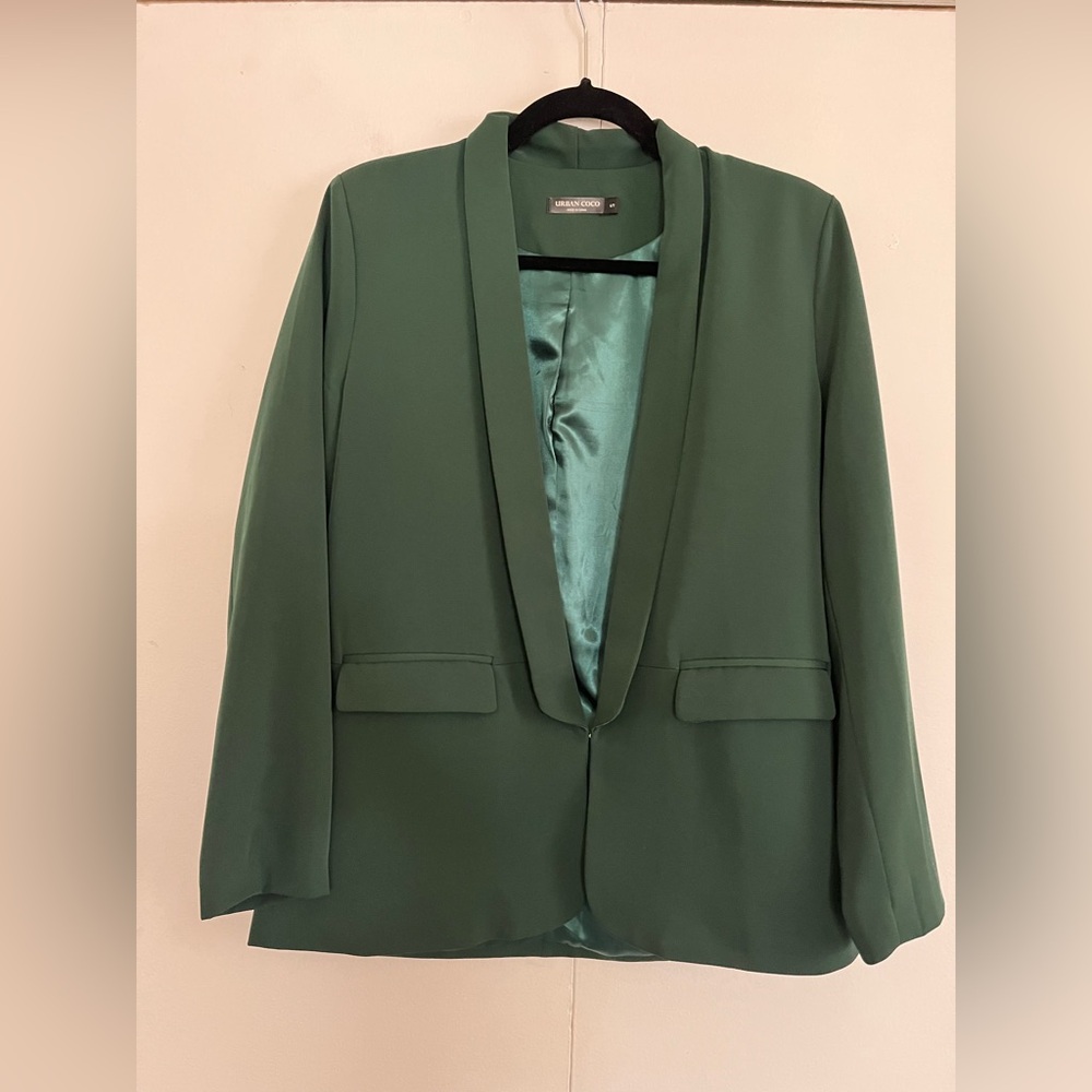 Elegant Green Blazer